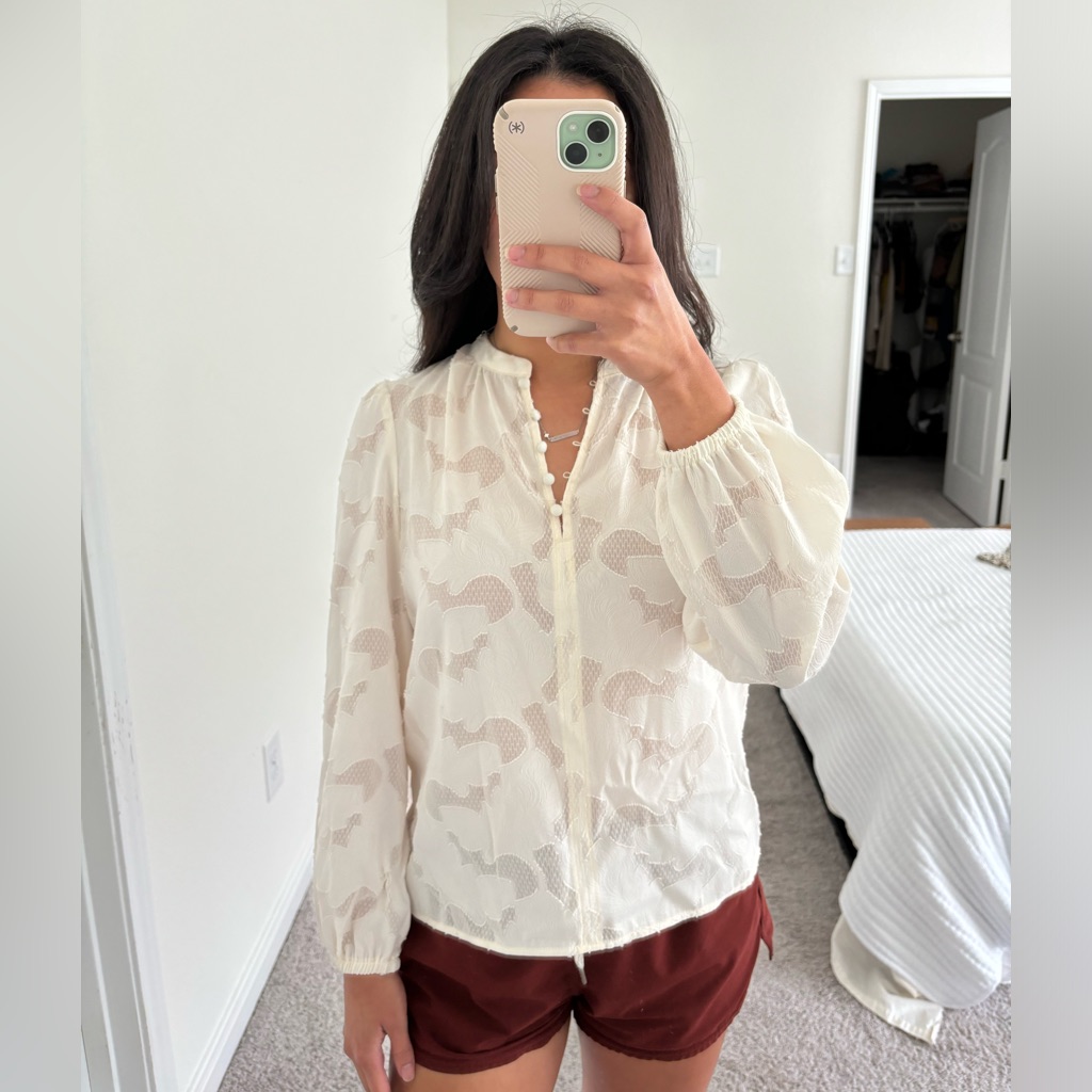 Banana Republic Knitted Long Sleeve Blouse
